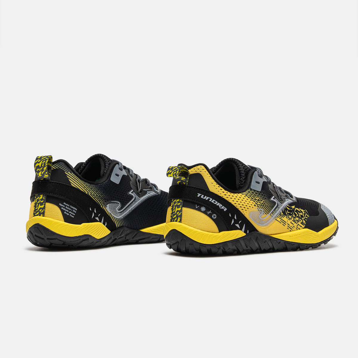 Deportiva Trail Barefoot Tundra Negro/Amarilla Joma
