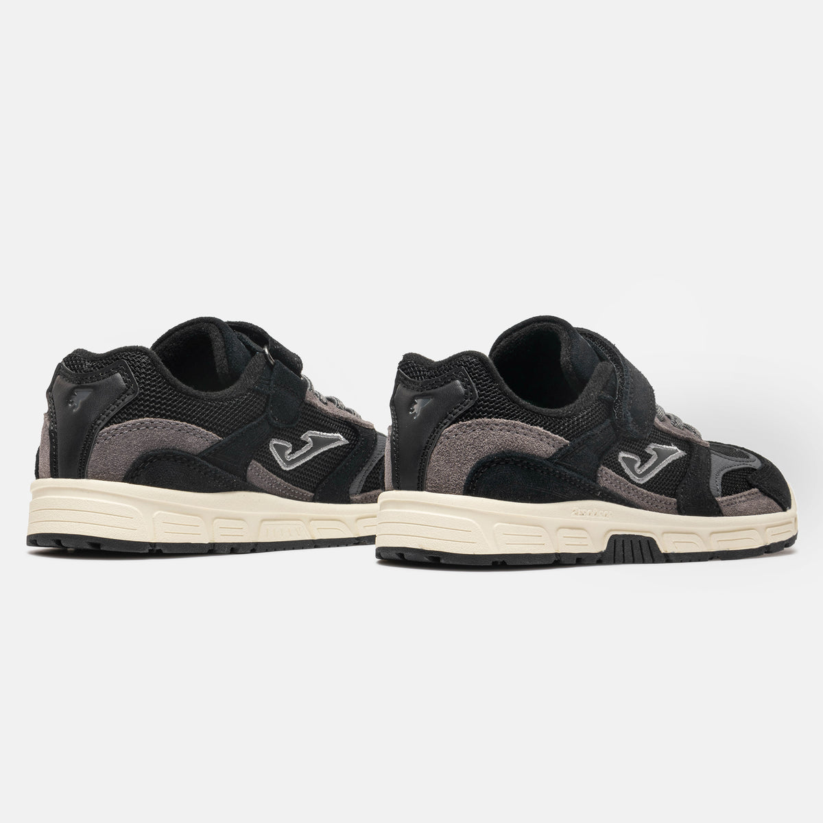 Deportiva Barefoot CR111 Junior Negro Joma