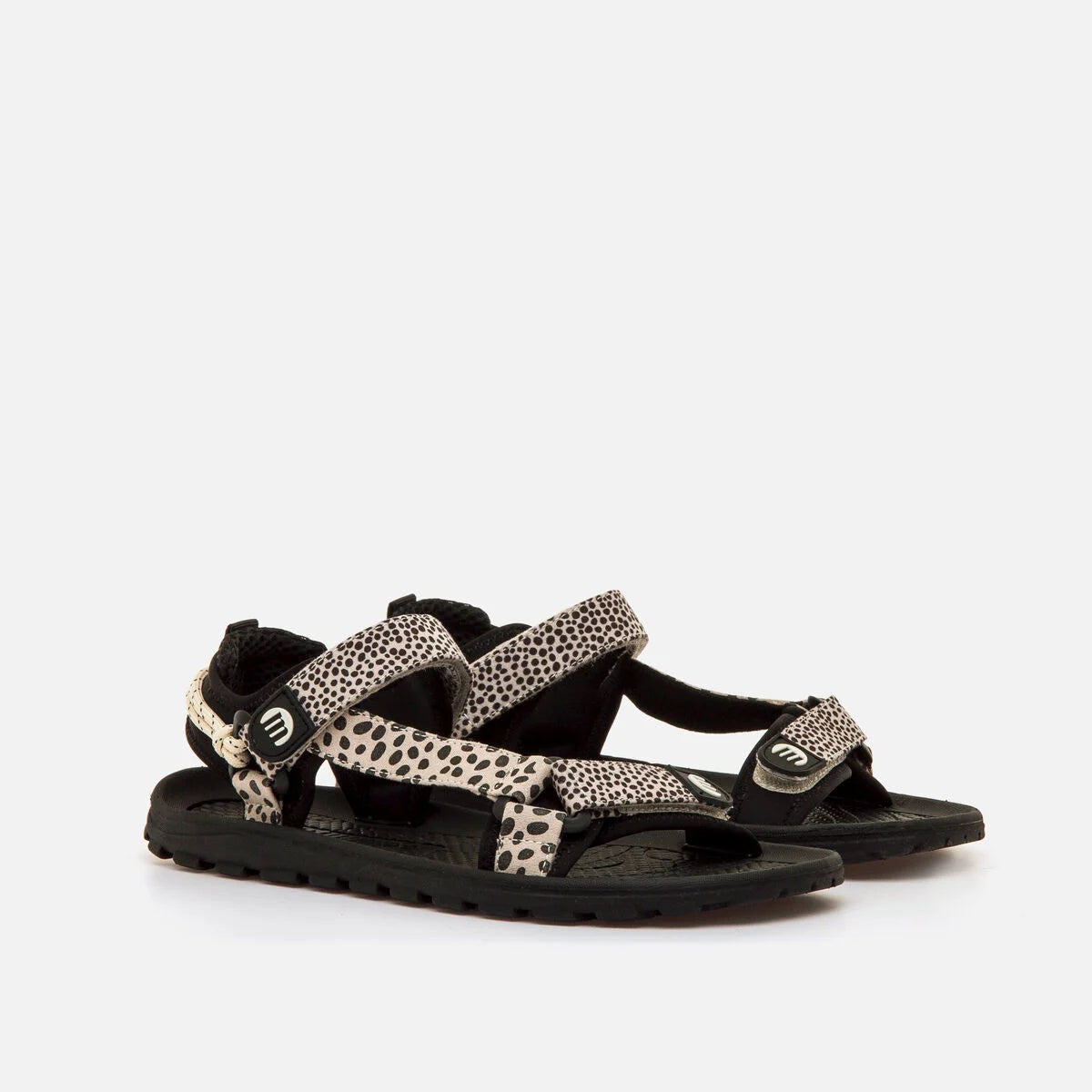 Sandalia barefoot negra/blanca Free MTNG
