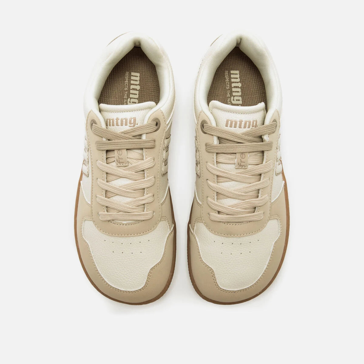 Deportiva casual Free Aria MTNG