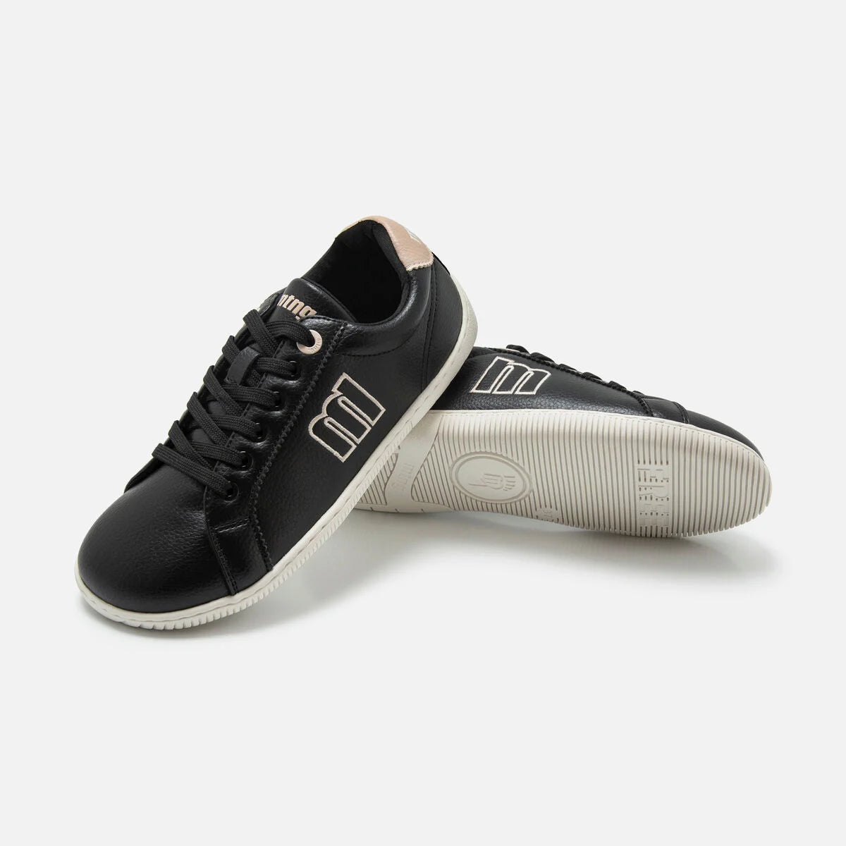 Deportiva Free Aria Negro MTNG