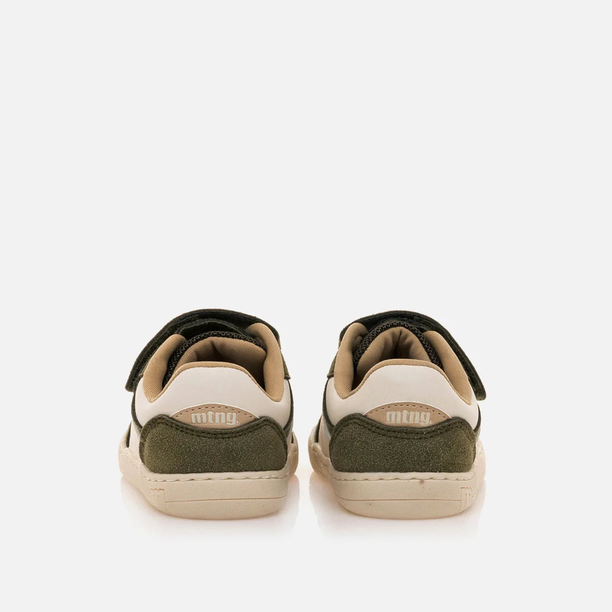 Deportiva casual MTNG free